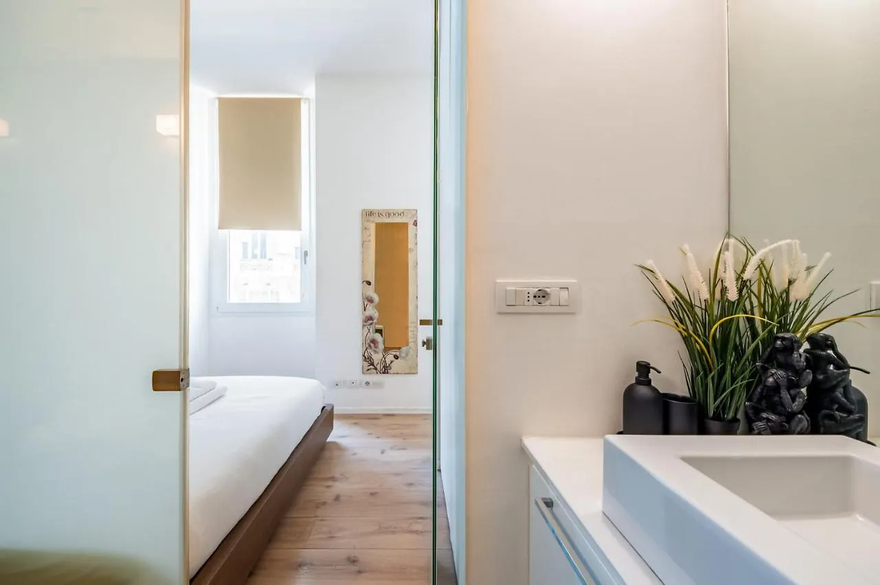 Amazing Flat In Duomo By Easylife Apartment Milan